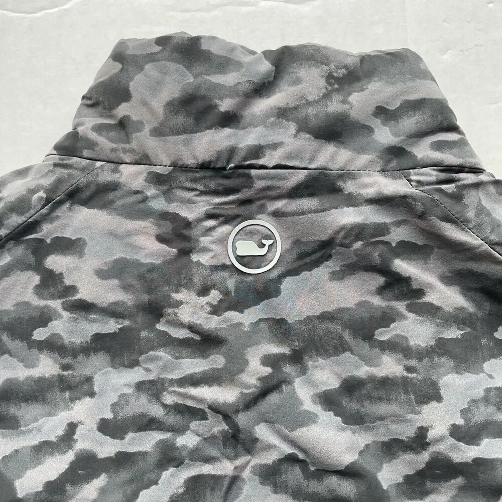 Vineyard Vines Jim Nantz Performance Waterproof Full Zip Puffer Vest Camo M